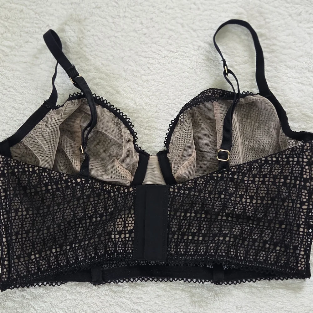 Nearly Nude ✨️ Black Midnight Modern Geo Longline Demi Bra Size 36C